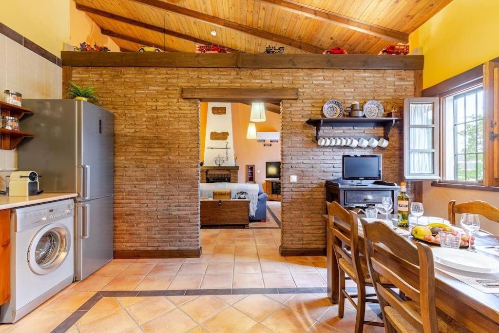 Only4You Country House Perfect Location To Visit Andalucia Casabermeja Ngoại thất bức ảnh